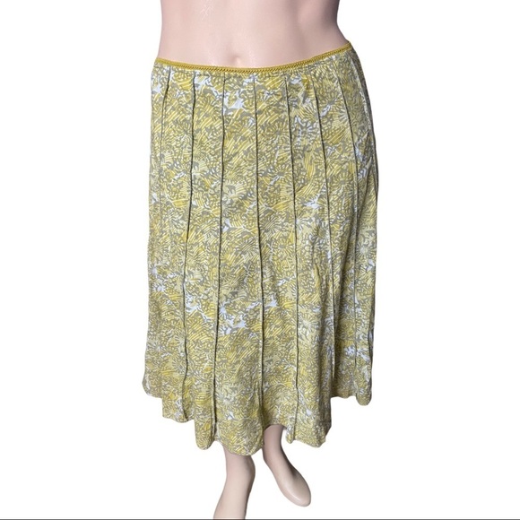 Sandwich Dresses & Skirts - Sandwich Cotton Daisy Print Midi Skirt Size 40